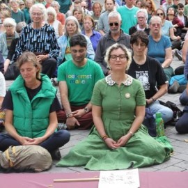 De klimaatmars: een loopmeditatie