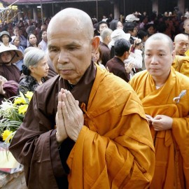 Diashow over leven Thich Nhat Hanh